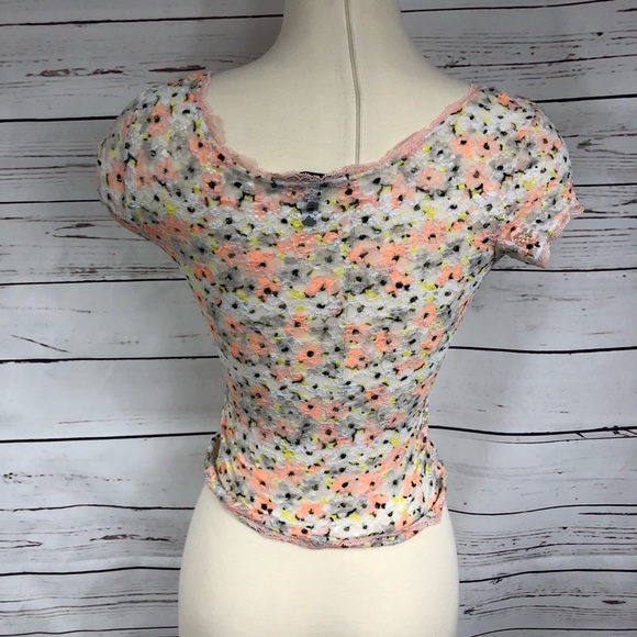 VS Sheer Lace Top - Picture 6 of 7